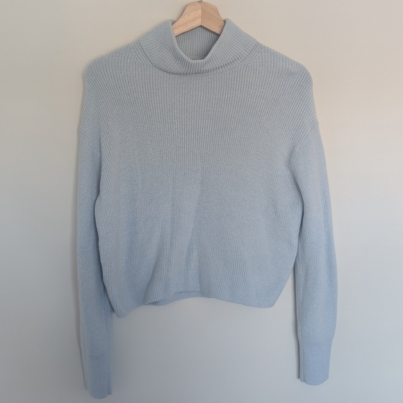 Lululemon Women's Size 2 Merino Wool-Blend Ribbed Turtleneck Sweater Powder Blue - Picture 1 of 8